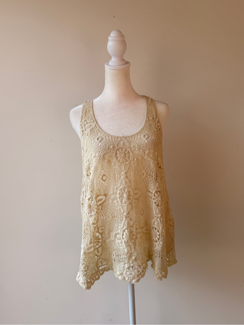 100% Cotton Lovers + Friends Crochet Floral Tank Top - Cream